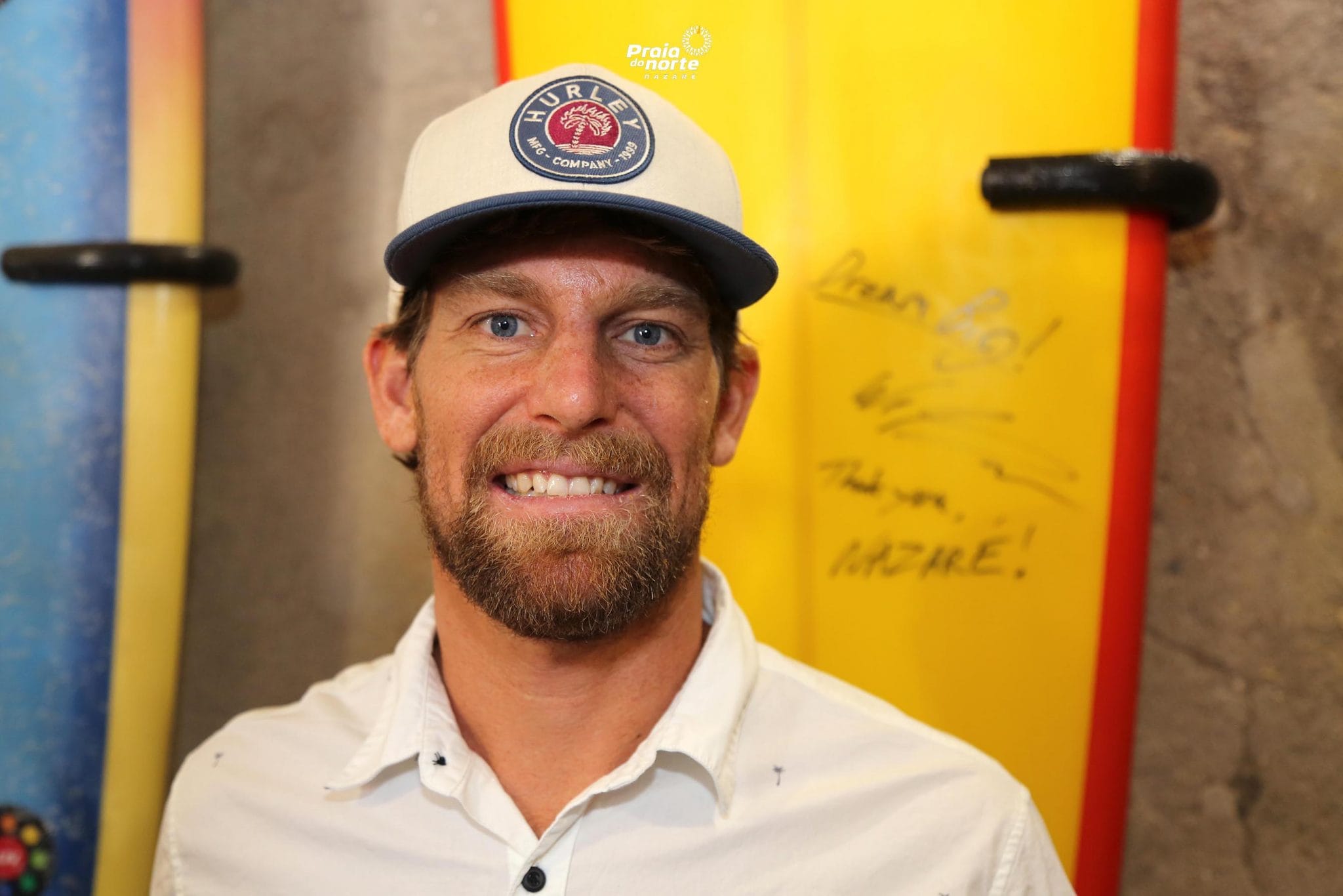 PRANCHA DE WILL SKUDIN EXPOSTA NA SURFER WALL